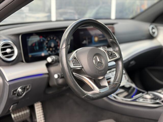 Mercedes-Benz E-KLASSE 200 Business Solution AMG 184pk | Volledig digitaal instrumentenpaneel | Achteruitrijcamera | LED koplampen | Elektrisch glazen panorama-dak | Navigatiesysteem full map | Sfeerverlichting | Dealer onderhouden!