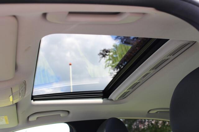 Mercedes-Benz E-KLASSE 250 211pk Sedan Prestige Plus automaat ECC/cruise/navi/camera/schuifdak