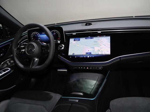 Mercedes-Benz E-KLASSE 300e Sport Edition | Panoramaschuifdak | Premium Pakket | 360° camera | Dodehoekassistent | Burmester | Nightpakket |