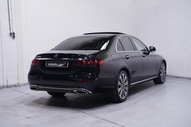 Mercedes-Benz E-KLASSE 300 e AMG Line AMG-line 360 camera matrix-koplampen keyless entry/go drivers-assist 19"-inch lmv ACC two-tone designo-leder panodak burmester surround system luchtvering matrix-koplampen electrische stoelen voor met memo