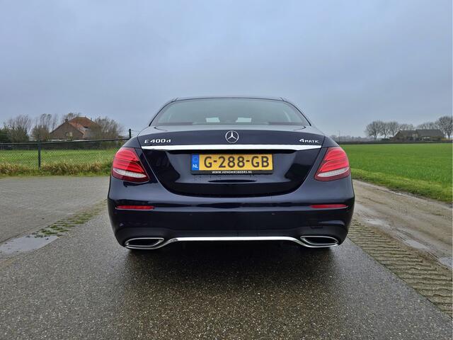 Mercedes-Benz E-KLASSE 400d 4Matic Premium Plus - 340 Pk - Euro 6 - Lederen bekleding - ParkeerCamera - Schuif/Kanteldak