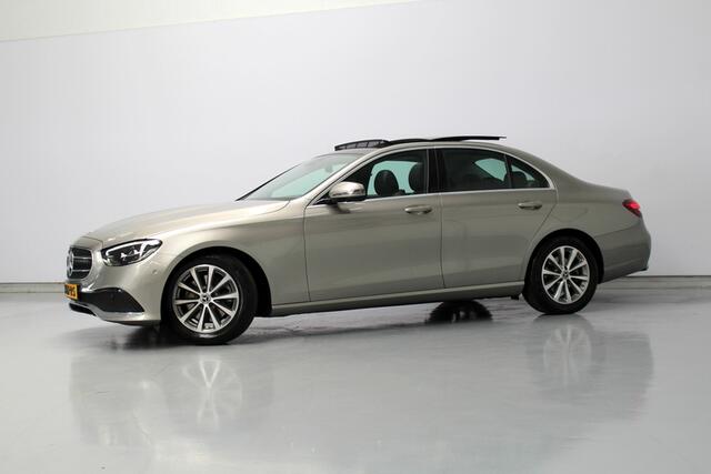 Mercedes-Benz E-KLASSE 200 Business Solution Avantgarde 198PK, RIJKLAAR | PANORAMADAK | SFEERVERLICHTING | DEELS LEER | STANDKACHEL
