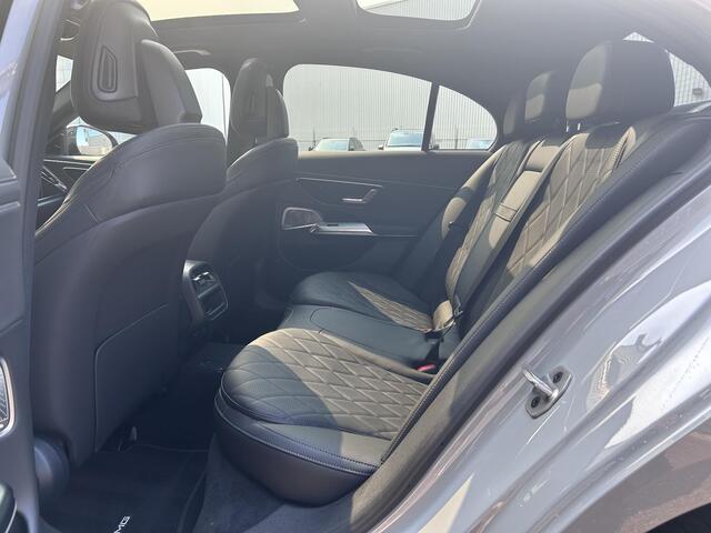 Mercedes-Benz E-KLASSE 300 e Sport Edition | Nappa Leder | Stoelverwarming Achter | Panoramadak | Burmester 4D | Superscreen
