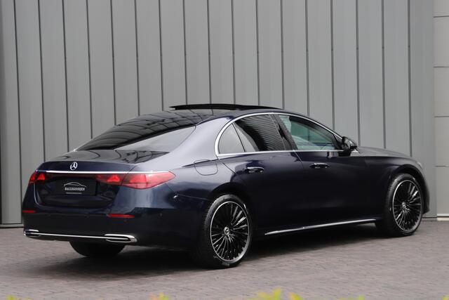 Mercedes-Benz E-KLASSE 300e Exclusive Line | 313PK | Luchtvering | Achterasbesturing | Massage | Head-up | Burmester 4D | Keyless-go | Distronic+ | 2023.
