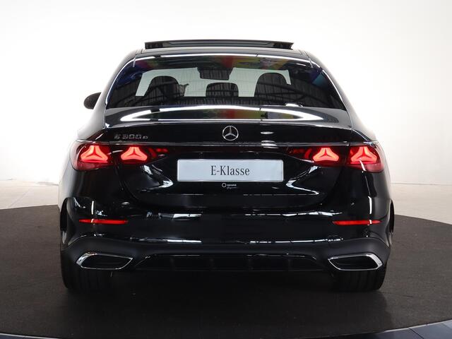 Mercedes-Benz E-KLASSE 300e Sport Edtion | Premium plus pakket | Panorama-schuifdak | Superscreen | Stoelventilatie | Head-Up |