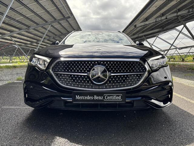 Mercedes-Benz E-estate 300e AMG Line | Night | Panoramadak | Superscreen | Trekhaak | Burmester | Rij assistentiepakket |