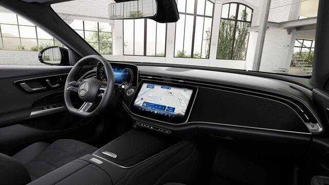 Mercedes-Benz E-estate 300 e AMG Line | Trekhaak | Night pakket | Keyless | Memory | 360 graden camera |