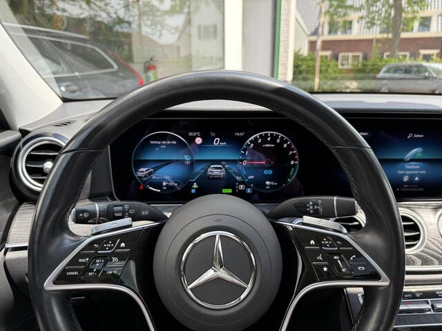 Mercedes-Benz E-estate 300 e Avantgarde |Panorama|Burmester|Trekhaak|