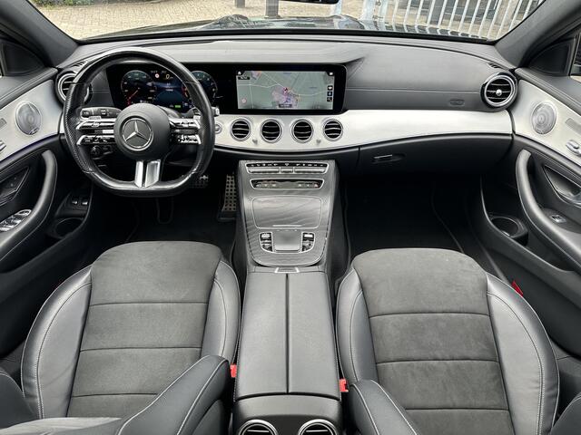 Mercedes-Benz E-estate 300 e AMG Line Pano-Dak | Burmester | Trekhaak | Memory | Keyless | HUD