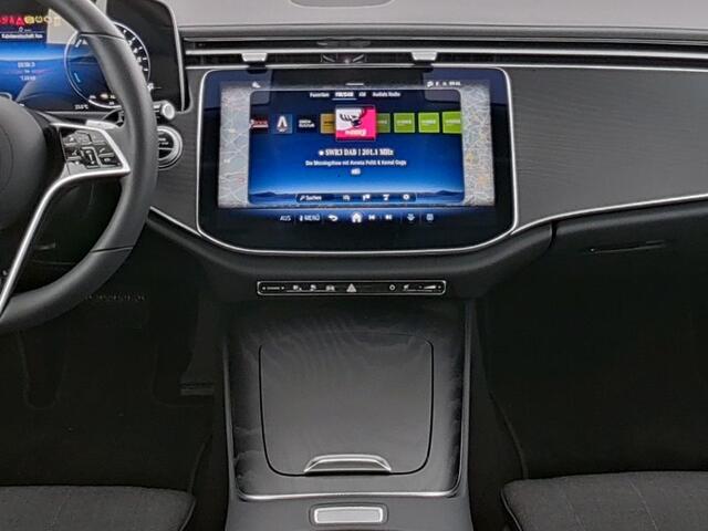 Mercedes-Benz E-estate 300 e Plug-In Hybride Distronic | Stoele ne Stuurverwarming | Ledkoplampen | Achteruitrijcamera | Apple CarPlay. Inclusief 24 maanden MB Certified garantie voor Europa.