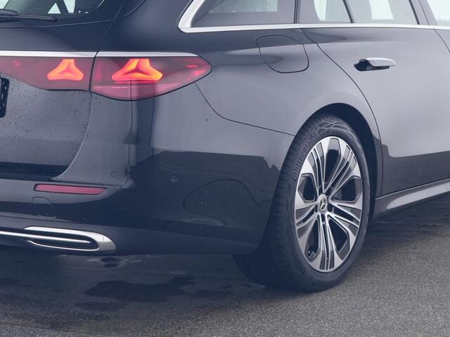 Mercedes-Benz E-estate 300 e Plug-In Hybride Distronic | Stoele ne Stuurverwarming | Ledkoplampen | Achteruitrijcamera | Apple CarPlay. Inclusief 24 maanden MB Certified garantie voor Europa.