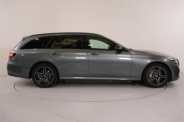 Mercedes-Benz E-estate 300 e AMG Line | Trekhaak | 360° Camera | Stl. verw. | Dodehoek | Ambient | Burmester |