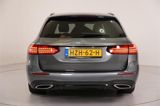Mercedes-Benz E-estate 300 e AMG Line | Trekhaak | 360° Camera | Stl. verw. | Dodehoek | Ambient | Burmester |