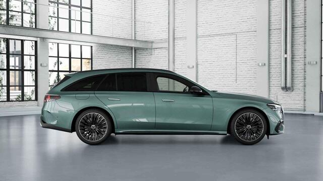 Mercedes-Benz E-estate 300 e AMG Line | Premium pakket | Head up display | 20 inch | Panoramadak | Trekhaak | Night pakket | Verlichte grille |