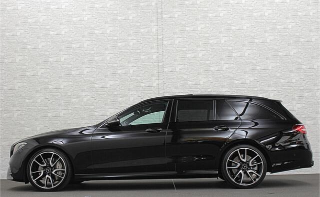 Mercedes-Benz E-estate 53 AMG 4MATIC | Luchtvering | 360 View | Burmester | Distronic+ | Memory | Multibeam-LED | Bovag Garantie | Widescreen | Panorama | Leder | Trekhaak | Sfeerverlichting | Night-Pakket | 20'' | Carplay | Stoelverwarming |