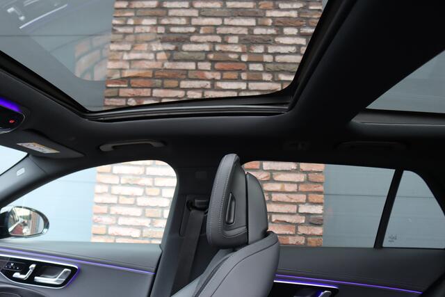 Mercedes-Benz E-estate 300 e AMG Line | Distronic | Panoramadak | Memory | Trekhaak | Soft-Close | Surround Camera | Digital Light | Verwarmd Stuurwiel | Keyless Go | Nightpakket |