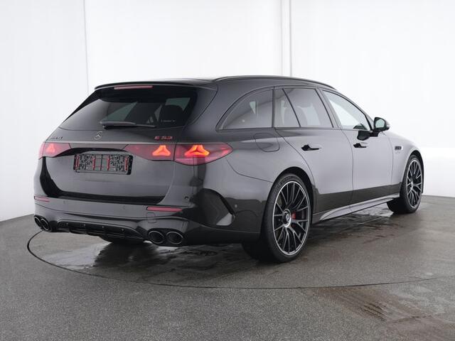 Mercedes-Benz E-estate Mercedes-AMG 53 4MATIC+ AMG DYNAMIC PLUS Paket | MBUX Superscreen | Burmester® | Head-up-Display | Trekhaak | Night Pakket 1+2. Inclusief 24 maanden MB Certified garantie voor Europa.