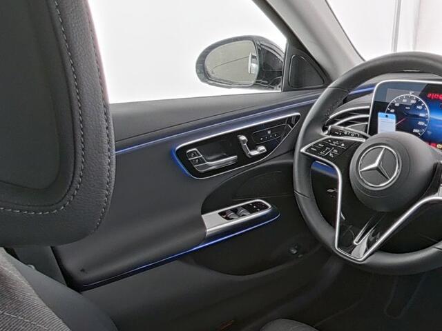 Mercedes-Benz E-estate 300 e AMG Line Adtion Avantgarde | Trekhaak | Head-up-Display | Distronic | Memory Voorstoelen. Inclusief 24 maanden MB Certified garantie voor Europa.