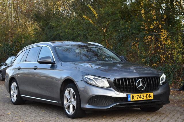 Mercedes-Benz E-estate 250 Business | Elekt.trekhaak | Luchtvering | Open dak | Carplay | 360 gr.camera | Widescreen | Sfeerverlichting | Xenon/LED