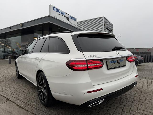 Mercedes-Benz E-estate 300 e Avantgarde Pano-Dak | Trekhaak | Night |