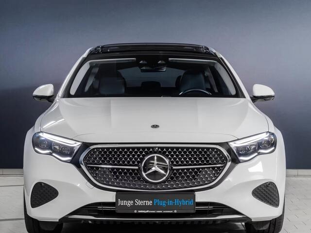 Mercedes-Benz E-estate 300e AVANTGARDE ** DIG.LIGHT, PANORAMA, TREKH, MEM, AGILITY, 360 CAM, WINTER ** 1e EIG - UNFALLFREI - Ex MB ** ** INFORMEER OOK NAAR ONZE AANTREKKELIJKE FINANCIAL-LEASE TARIEVEN **