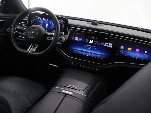 Mercedes-Benz E-estate 300 e Sport Edition | Hyperscreen | AMG | Panoramadak | Digital light | 20" lichtmetalen velgen |