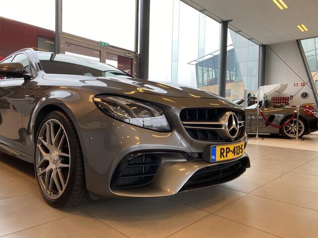 Mercedes-Benz E-estate AMG 63 S 4MATIC Premium Plus, 612pk, NL Auto, Burmester, Panoramadak, Leder, Stoelverwarming/ventilatie/massage, Carbon Pakket, Navigatie, 360 Camera, Sfeerverlichting, Head Up, DAB, 20" Lmv