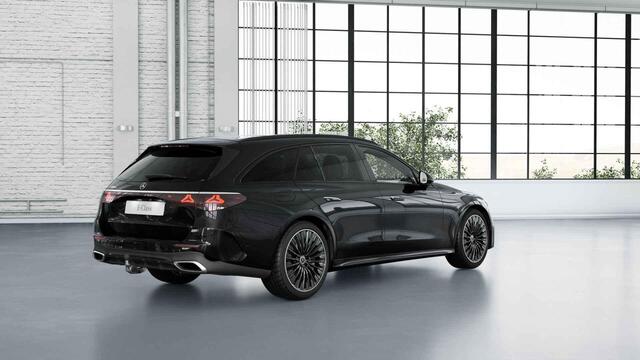 Mercedes-Benz E-estate 300 e AMG Line | Premium | Panoramadak | 20 inch | Trekhaak | Night pakket |