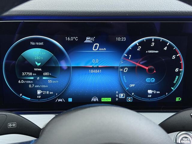 Mercedes-Benz E-estate 300 de AMG Line Facelift Panoramadak Sfeer verlichting