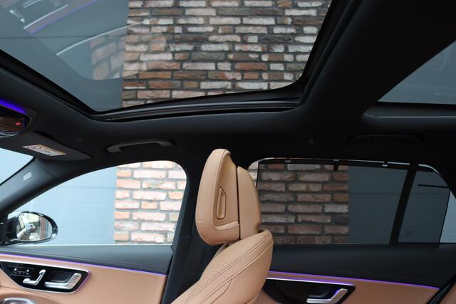 Mercedes-Benz E-estate 300 e Exclusive Line Premium+ | Luchtvering | Hyperscreen | Distronic+ | Stoelventilatie | HUD | Zonnerollo's | 3D-Display | Digital Light | Trekhaak | Soft-Close | Burmester |