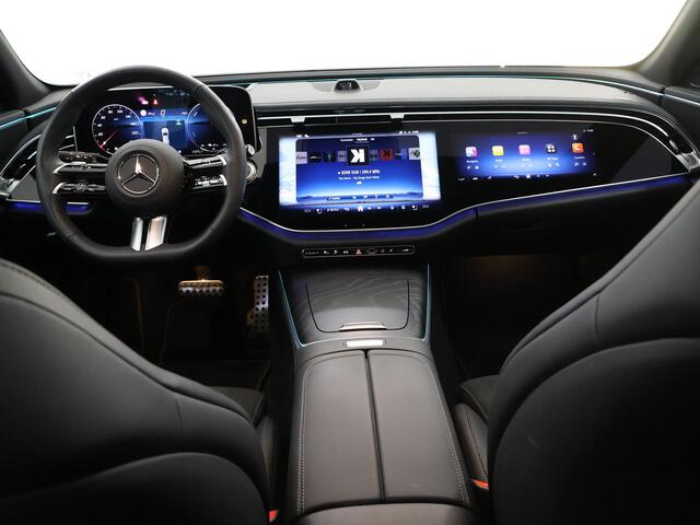 Mercedes-Benz E-estate 300 e AMG Line | Premium plus | Superscreen | Head up display | 20 inch | Trekhaak | Night pakket | Winter pakket |