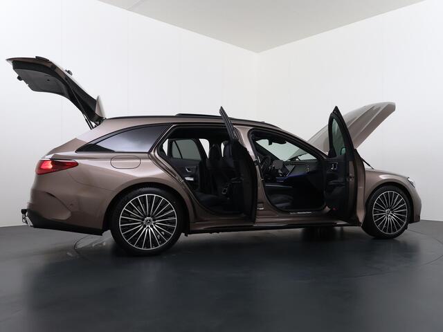 Mercedes-Benz E-estate 300 e Business Solution AMG | Night Pakket | Trekhaak | Panoramadak | 360° Camera | Augmented Reality voor Navigatie | DISTRONIC Afstandsassistent | Dodehoekassistent | Verkeersbordassistent | DIGITAL LIGHT | Elektrisch Verstelbare Stoelen + Memory | Stoe