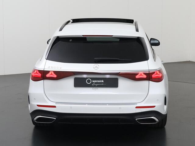 Mercedes-Benz E-estate 300 e AMG Night | Superscreen | Burmester 4D | Head up display | 360 camera | Panoramadak | Rij assistentiepakket | demo