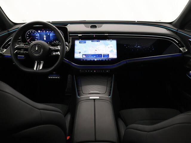 Mercedes-Benz E-estate 300 e AMG Night | Superscreen | Burmester 4D | Head up display | 360 camera | Panoramadak | Rij assistentiepakket | demo