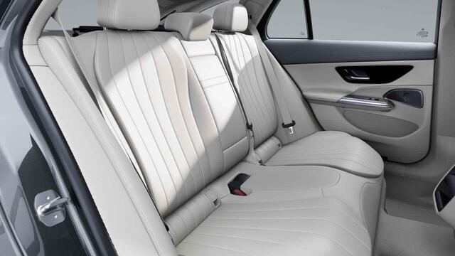 Mercedes-Benz E-estate 300 e AMG Line | Superscreen | Premium pakket | Exclusive interieur | Leder | Digital light | 360 camera |