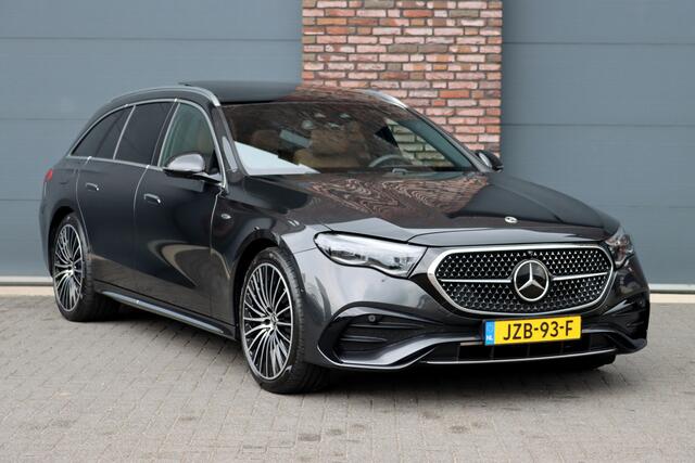 Mercedes-Benz E-estate 300 e AMG Line | Luchtvering | Hyperscreen | Stoelventilatie | Distronic+ | Massage | Digital Light | Trekhaak | Surround Camera | Nappa Leder | Burmester | Keyless Go | Vlakkenverwarming |