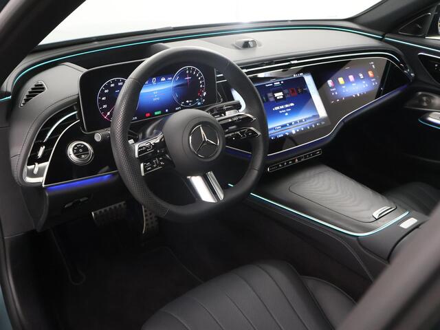Mercedes-Benz E-estate 300 e AMG Line | Premium plus | Rij assistentie pakket plus | Nieuwprijs 100.549 euro | Superscreen | Night | Trekhaak | Winter pakket |