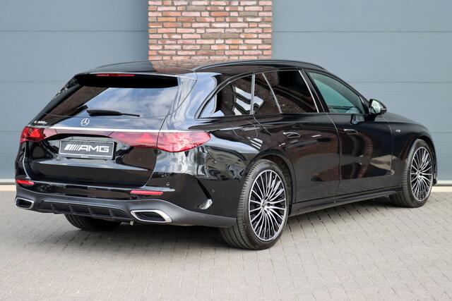Mercedes-Benz E-estate 300 e AMG Line | Distronic+ | Memory | Burmester | Surround Camera | Trekhaak | Digital Light | Keyless Go | Zonweringspakket | Nightpakket |