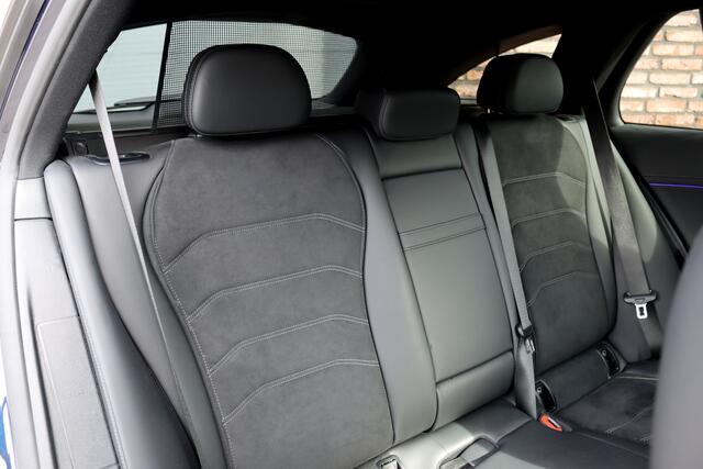 Mercedes-Benz E-estate 300 e AMG Line | Distronic+ | Memory | Burmester | Surround Camera | Trekhaak | Digital Light | Keyless Go | Nightpakket |