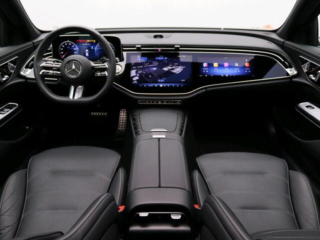 Mercedes-Benz E-estate 300 e Sport Edition AMG Line | Night Pakket | Panoramadak | Lederen Bekleding | Diital Licht | Alarm | Stoelventilatie/- verwarming voor. Inclusief 24 maanden MB Certified garantie voor Europa.