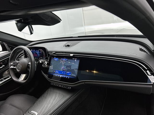 Mercedes-Benz E-estate 300 e Sport Edition Trekhaak | AMG Line | Night Pakket | Panorama Schuif-Kanteldak | Lederen Bekleding | Diital Licht | Alarm. Inclusief 24 maanden MB Certified garantie voor Europa.