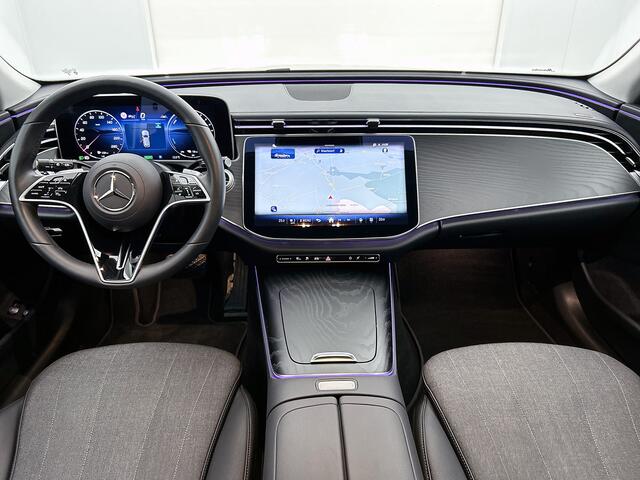 Mercedes-Benz E-estate 300 e Plug-In Hybride | Distronic | Winterpakket: Stoel en Stuurverwarming | Sfeerverlichting | Led koplampen | Achteruitrijcamera | Apple CarPlay | Inclusief 24 maanden MB Certified garantie voor Europa.