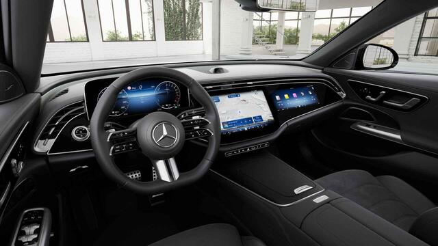 Mercedes-Benz E-estate 300e Sport Edition | AMG | Panoramaschuifdak | Head-Up | Burmester | Trekhaak | 360°-camera | MBUX Superscreen |