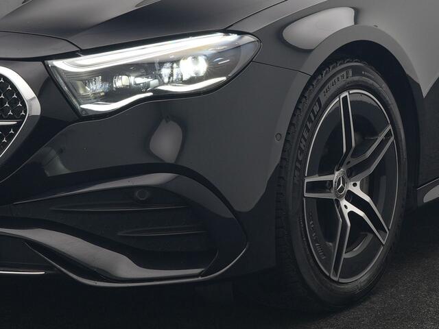 Mercedes-Benz E-estate 300 e AMG Line PHEV 313pk Dealer O.H. | Trekhaak Af Fabriek | Adaptive Cruise | 360 Camera | Digital Light | Alcantara Sportstoelen Memory & Verwarmd | Sfeerverlichting | Keyless | Blis | Navigatie | DAB | Plug In Hybrid |