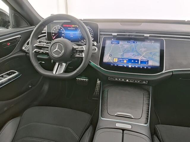 Mercedes-Benz E-estate 300 e AMG Plug-In Hybride Trekhaak AMG Line | Night Pakket | Ledkoplampen | Stoelverwarming voor | Distronic. Inclusief 24 maanden MB Certified garantie voor Europa.