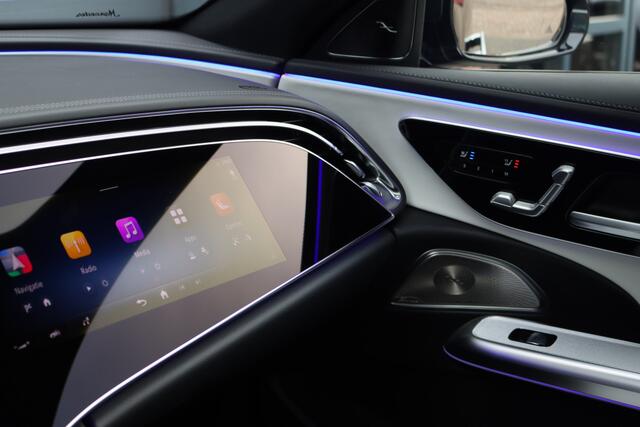 Mercedes-Benz E-estate AMG 53 4MATIC+ Premium+ | 585pk | Hyperscreen | Achterasbesturing | Distronic | Zonweringspakket | Trekhaak | Verwarmd Stuurwiel | HUD | Burmester | 3D-Display |