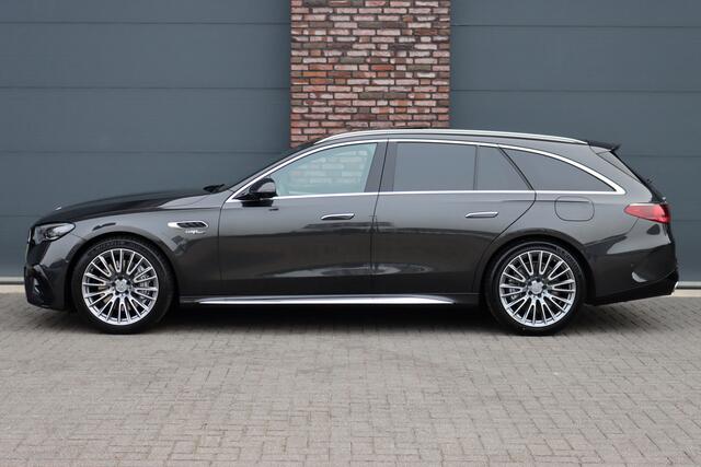 Mercedes-Benz E-estate AMG 53 4MATIC+ Premium+ | 585pk | Hyperscreen | Achterasbesturing | Distronic | Zonweringspakket | Trekhaak | Verwarmd Stuurwiel | HUD | Burmester | 3D-Display |