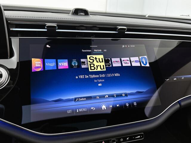 Mercedes-Benz E-estate 300 e Business Solution AMG | Premium pakket | Nightpakket | Trekhaak | Panoramaschuifdak | 360° camera | Sierdelen in pianolak zwart | Burmester® 4D surround sound | GUARD 360° |