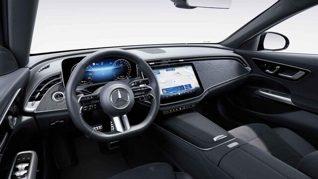 Mercedes-Benz E-estate 300 e Business Solution AMG | Panoramaschuifdak | Trekhaak | Advanced pakket | DIGITAL LIGHT |