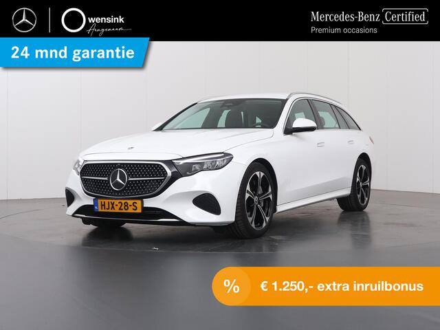 Mercedes-Benz E-estate 300 e Luxury Line | Achteruitrijcamera | Winter Pakket | 19" lichtmetalen velgen | Apple Carplay |